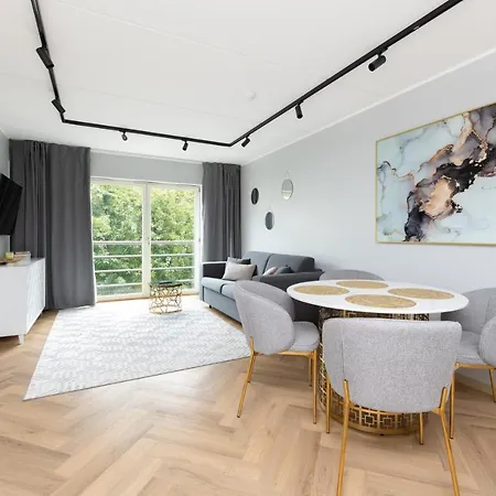 Rosi Art Deco With Parking *