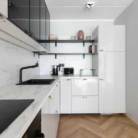 Rosi Art Deco With Parking Апартаменты