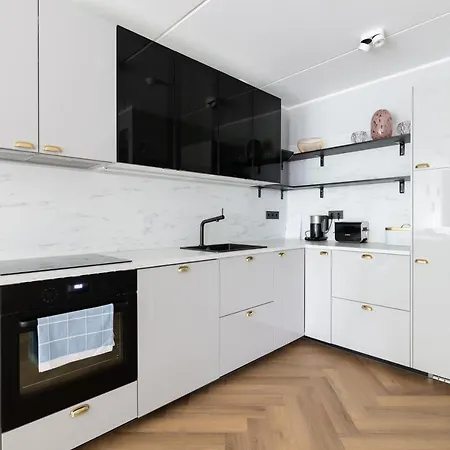 Rosi Art Deco With Parking Апартаменты *