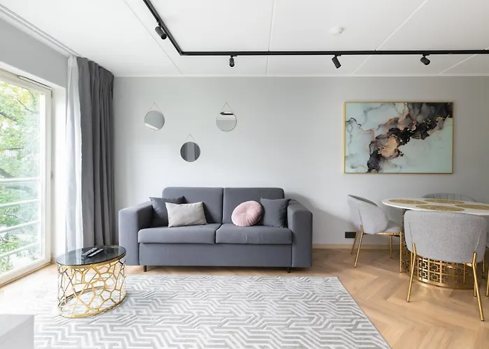 Rosi Art Deco With Parking